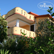 Montesole Holiday Bed & Breakfast 