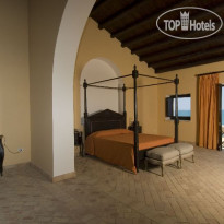 Falconara Charming House & Resort