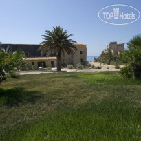 Falconara Charming House & Resort