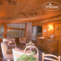 Trunka Lunka hotel Cavalese ТВ-зал