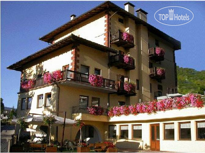 Hotel photo Corana Hotel Carano 3*