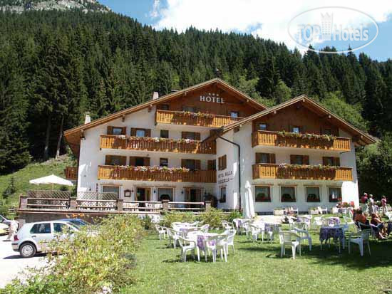 Hotel photo Malga Passerella Hotel Moena 3*