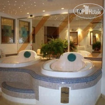 Park Hotel Leonardo Moena