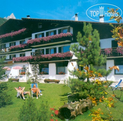 Hotelier's photos Rene hotel Pozza di Fassa 4*