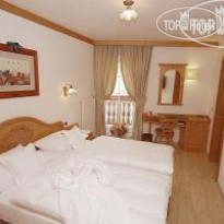 Central Hotel Moena