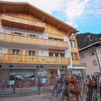 Albergo International