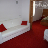 Garni International 