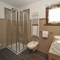 Hosquet Lodge
