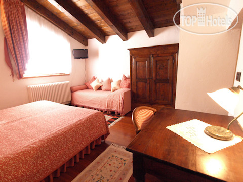 New photos from tourists Baita Cretaz 3*