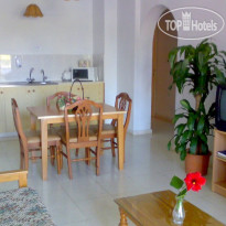 Anna Hotel Apartments 