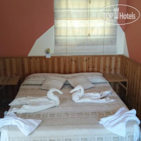 Periyiali Apartments 