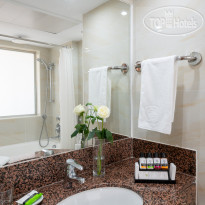 Constantinou Bros Athena Royal Beach Hotel