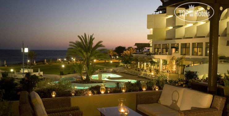 Constantinou Bros Athena Royal Beach Hotel