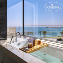 Amavi, MadeForTwo Hotels 