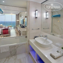 Amavi, MadeForTwo Hotels 