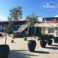 Vrachia Beach Aparthotel Hotel's entrance