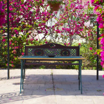 Akamanthea Holiday Village 