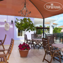 Akamanthea Holiday Village 