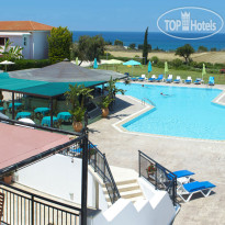 Akamanthea Holiday Village