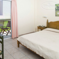 Akamanthea Holiday Village 