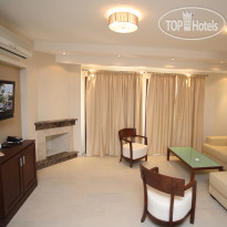 Avillion Holiday Apartment Complex 3 bed villa - living