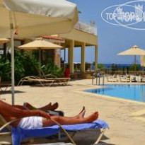 Panareti Paphos Resort Бассейн