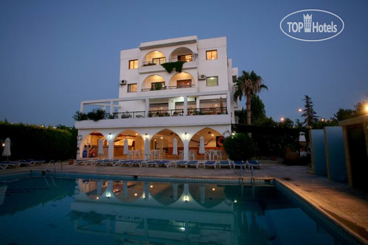 Stephanos Hotel Apartments