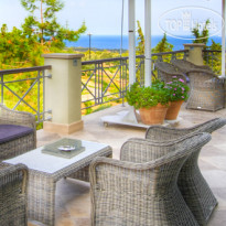 Korineum Golf & Beach Resort 