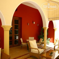 Curium Palace