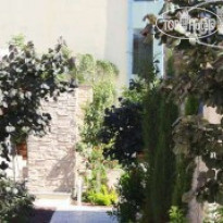 E Hotel Spa & Resort 