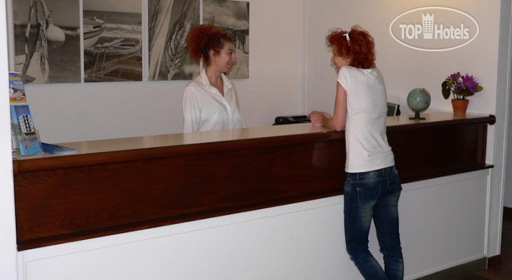 Costantiana Beach Hotel Apartments
