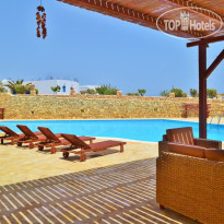 Paschalis Hotel Apartments 