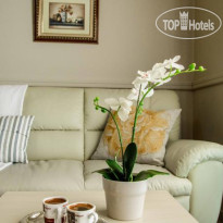 Roseum Boutique Hotel  