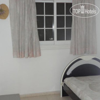 Andriana House
