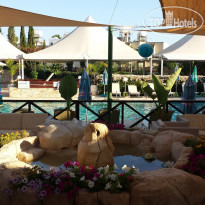 Lucky Hotel Apartments 