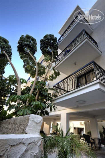 Livadhiotis City Hotel