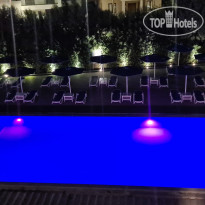 Sveltos SUPERIOR POOL VIEW