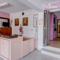 A Maos Hotel Apartments 