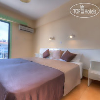 A Maos Hotel Apartments 