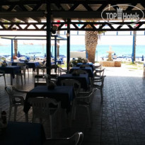 Theophan Restaurant And Apartments 