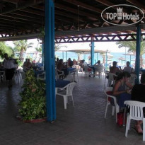 Theophan Restaurant And Apartments 