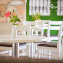 Panas Holiday Village 