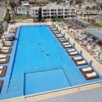 Nestor Swimming Pool