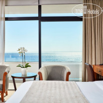 Grecian Bay Hotel 