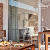 Grecian Bay Hotel 