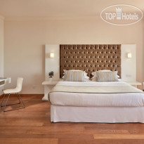 Grecian Bay Hotel 