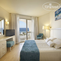 The Golden Coast Beach Hotel