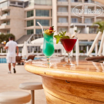 Grecian Park Hotel Breezes Pool & Snack Bar