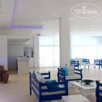 Flokkas Hotel Apartments 