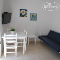 Flisvos Beach Apartments 